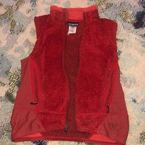 Patagonia Women’s Red Polartec Fleece Vest Size S